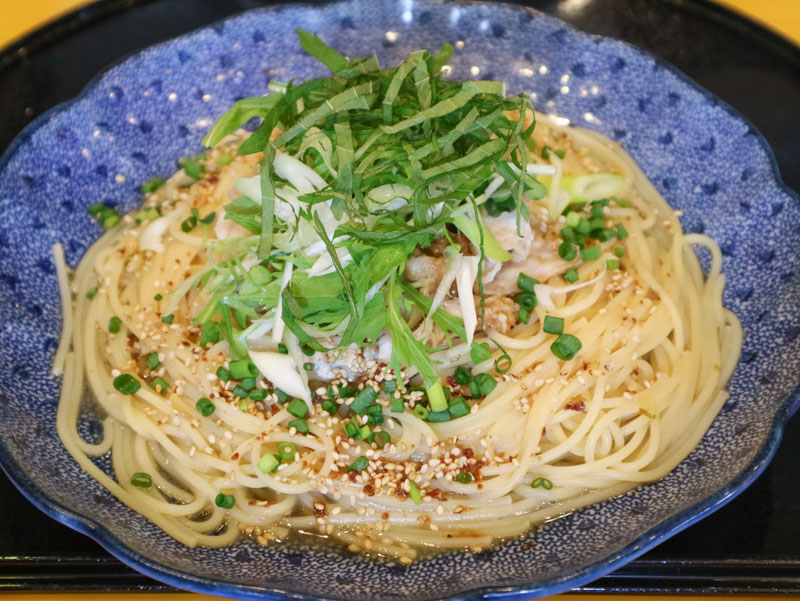 五右衛門パスタ「豚しゃぶとたっぷり野菜の胡麻ダレ仕立て」